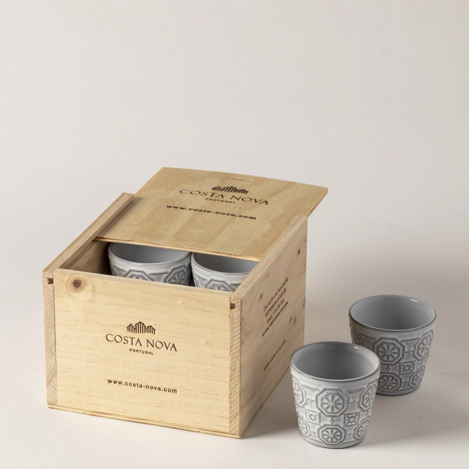8er Set Grespresso Geschenkbox Espressotasse 70ml white viet in Weiss präsentiert im Onlineshop von KAQTU Design AG. Tasse ist von Costa Nova