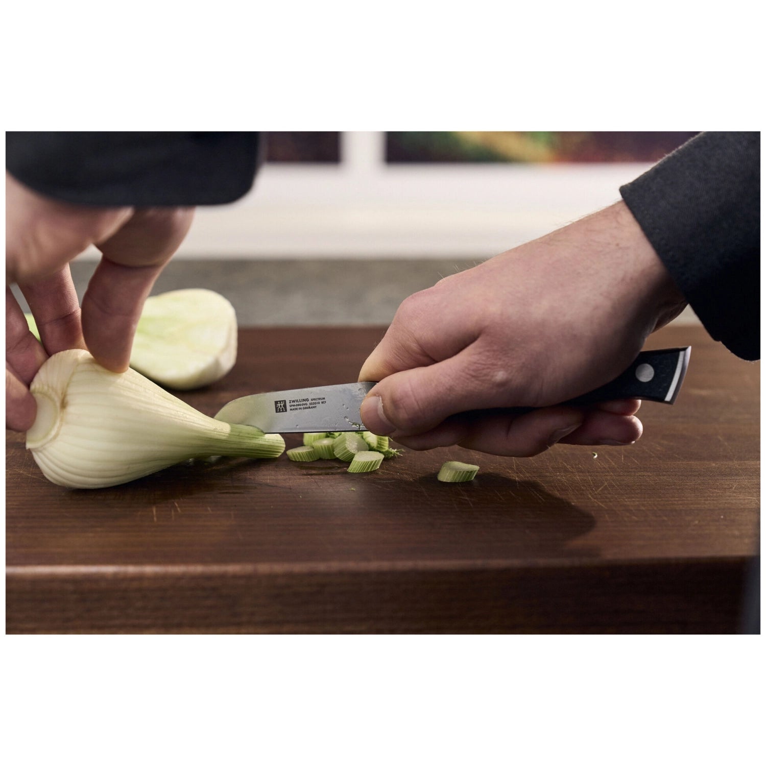 Spectrum Gemüsemesser 8cm in Mehrfarbig präsentiert im Onlineshop von KAQTU Design AG. Küchenmesser ist von Zwilling