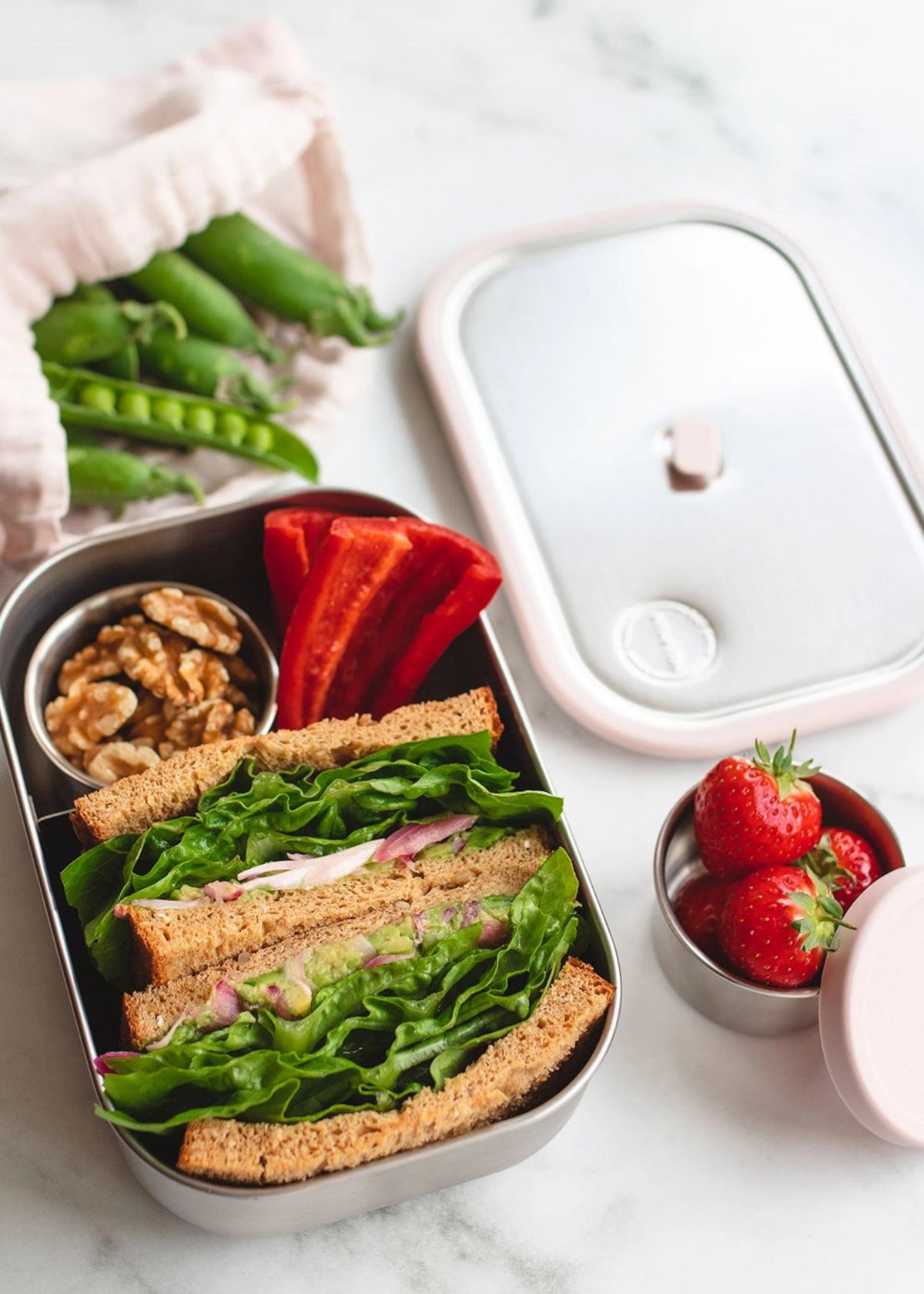 Lunch Box 1000ml Soft Rose in Pink präsentiert im Onlineshop von KAQTU Design AG. Snackbox ist von AYA&IDA