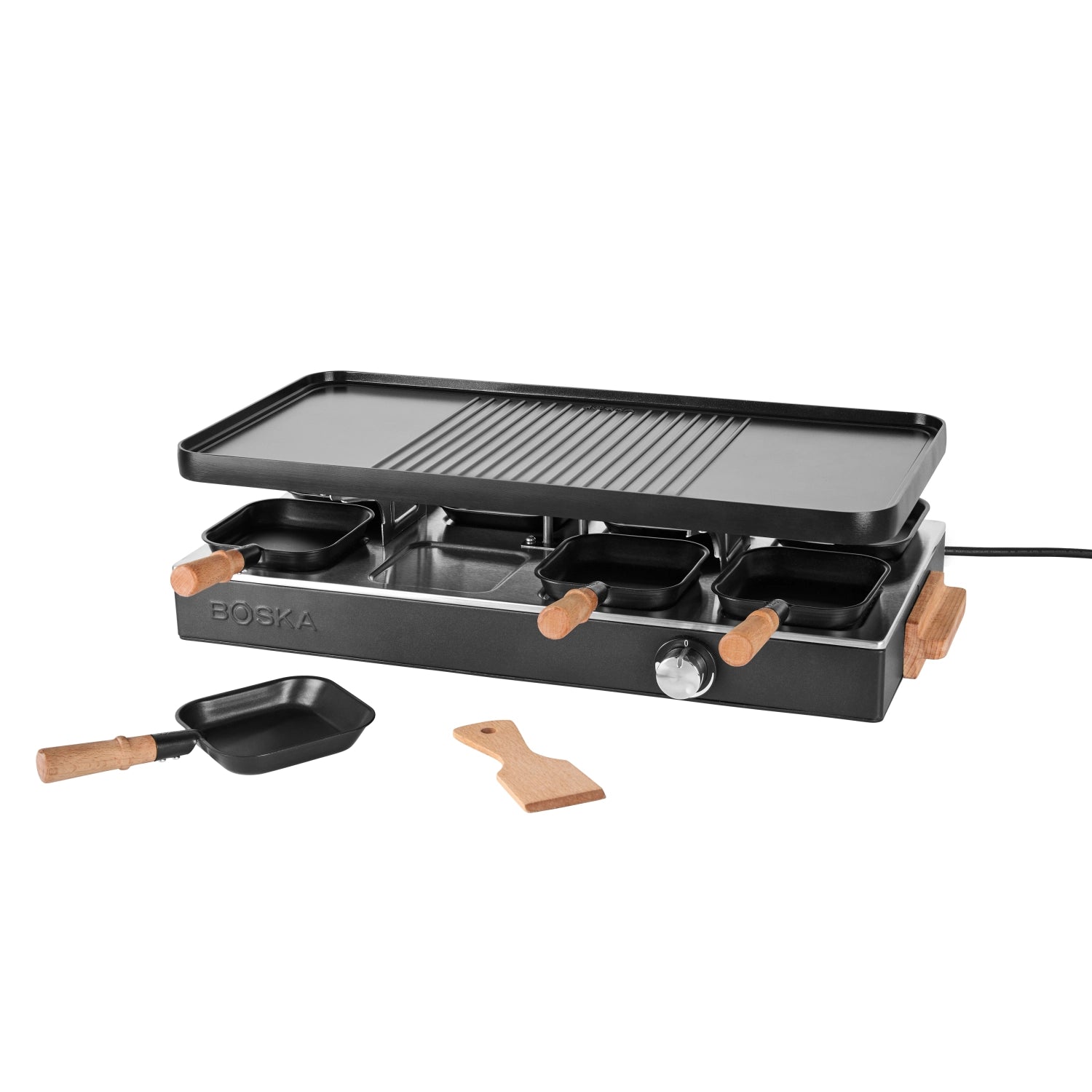 Party Raclette für 8 Personen 53.4x26cm H14.5cm Buche in Schwarz präsentiert im Onlineshop von KAQTU Design AG. Küchenhelfer ist von Boska