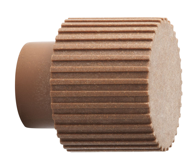 Der Chip Haken von Normann Copenhagen: Industrielles Design trifft auf Naturtöne. Perfekt für Mäntel, Taschen und Hüte.