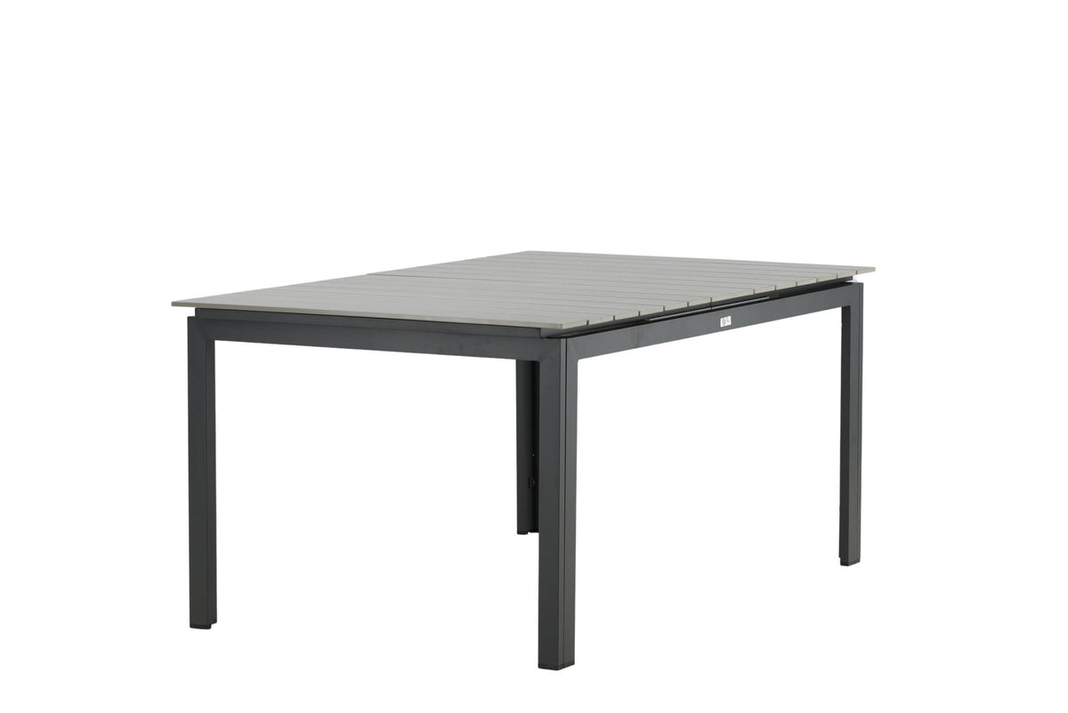 Levels Gartentisch ausziehbar in Schwarz präsentiert im Onlineshop von KAQTU Design AG. Gartentisch ist von Venture Home