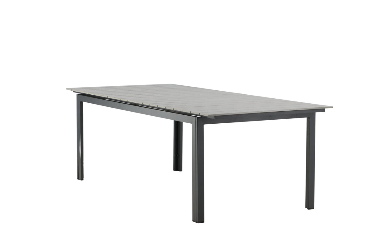Levels Gartentisch ausziehbar in Schwarz präsentiert im Onlineshop von KAQTU Design AG. Gartentisch ist von Venture Home