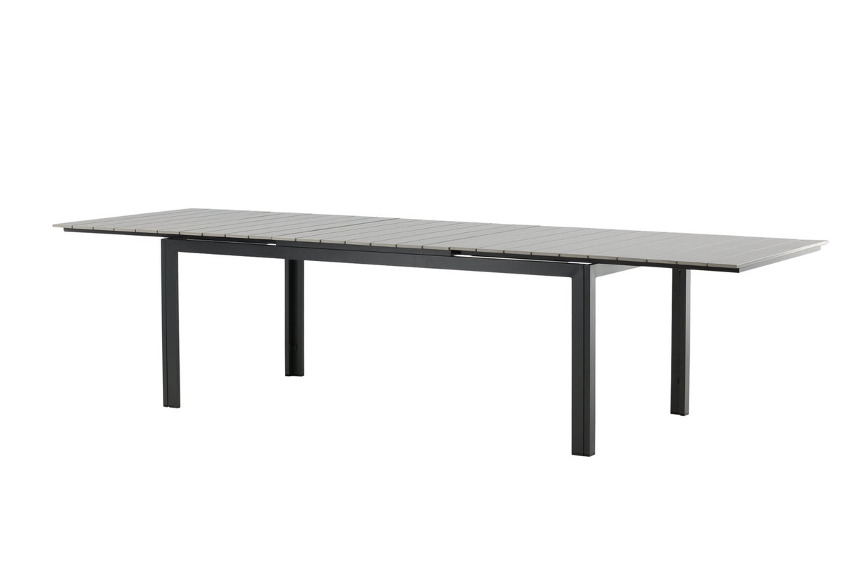 Levels Gartentisch ausziehbar in Schwarz präsentiert im Onlineshop von KAQTU Design AG. Gartentisch ist von Venture Home