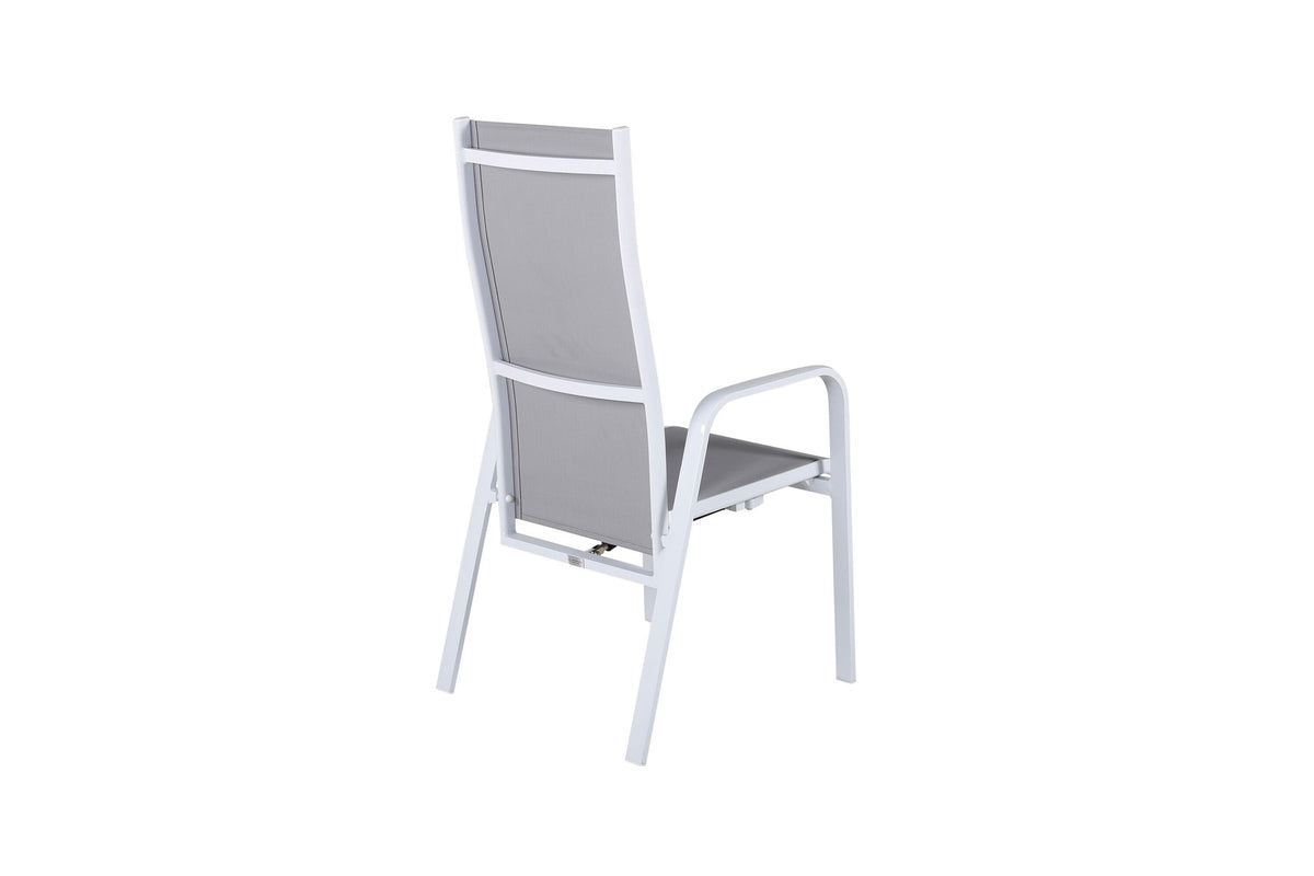 Copacabana Stuhl in Grau präsentiert im Onlineshop von KAQTU Design AG. Gartenstuhl mit Armlehnen ist von Venture Home