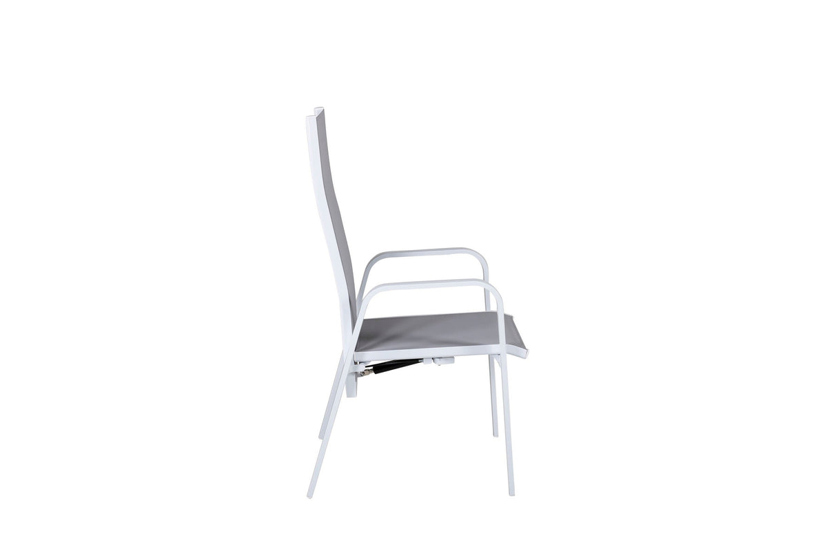 Copacabana Stuhl in Grau präsentiert im Onlineshop von KAQTU Design AG. Gartenstuhl mit Armlehnen ist von Venture Home