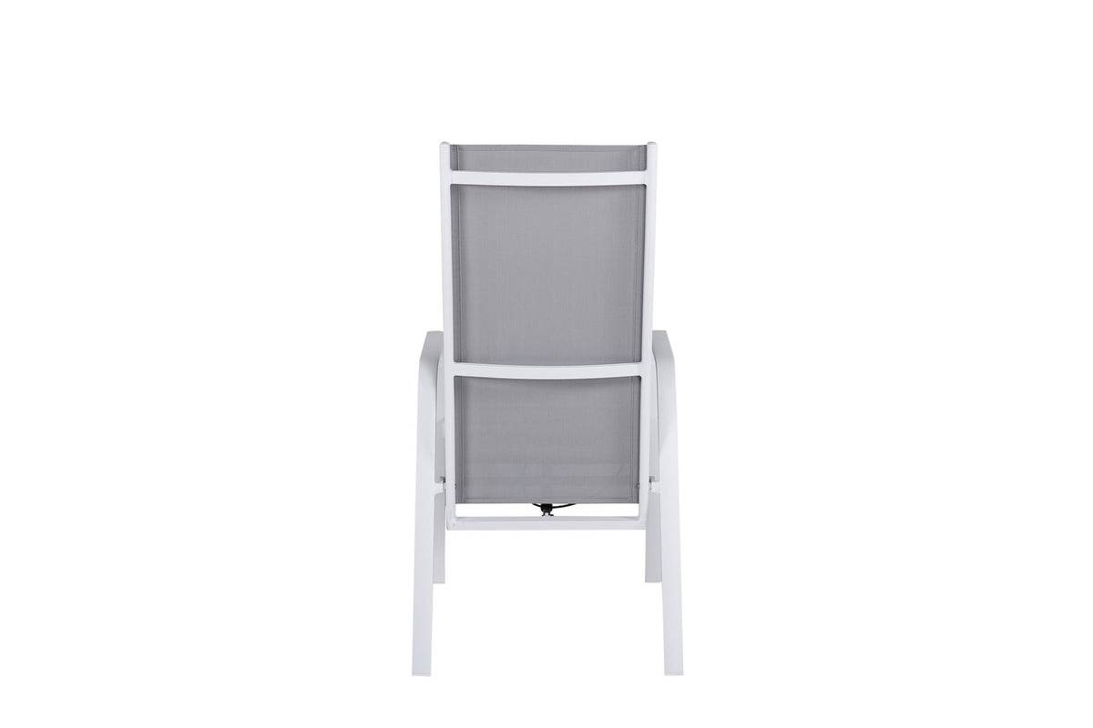Copacabana Stuhl in Grau präsentiert im Onlineshop von KAQTU Design AG. Gartenstuhl mit Armlehnen ist von Venture Home