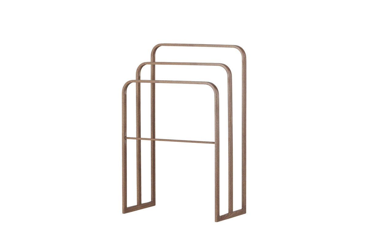 Drammen Hänger in Mokka präsentiert im Onlineshop von KAQTU Design AG. Stummer Diener ist von Vind