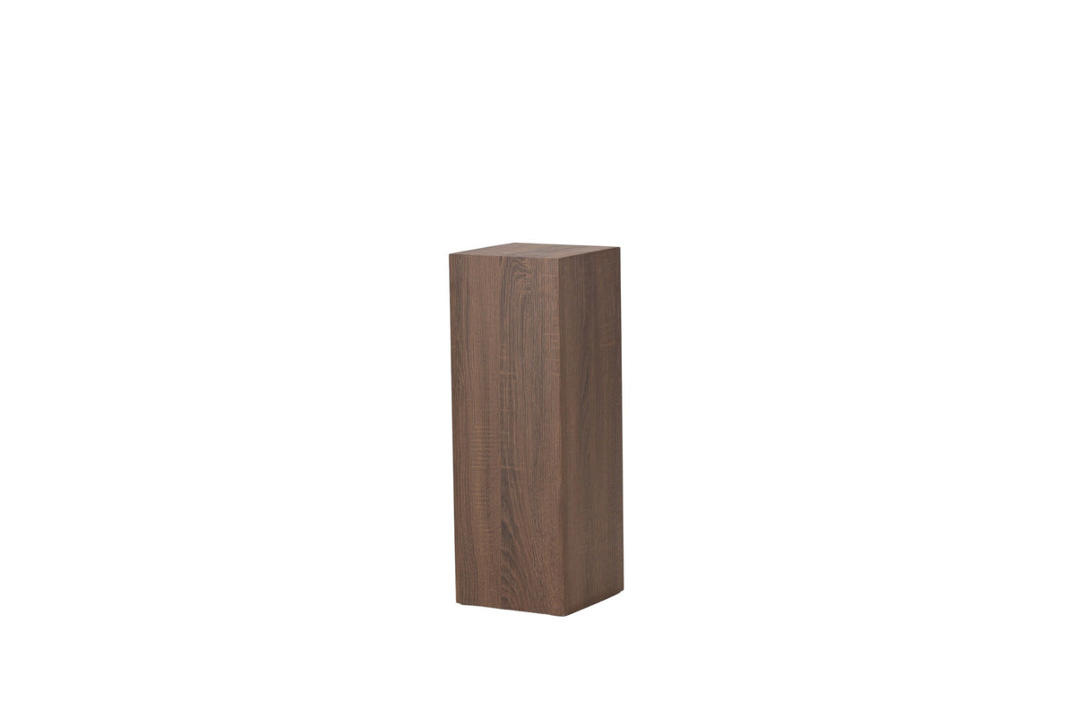 Ramsvik Sockel in Braun präsentiert im Onlineshop von KAQTU Design AG. Beistelltisch ist von Vind