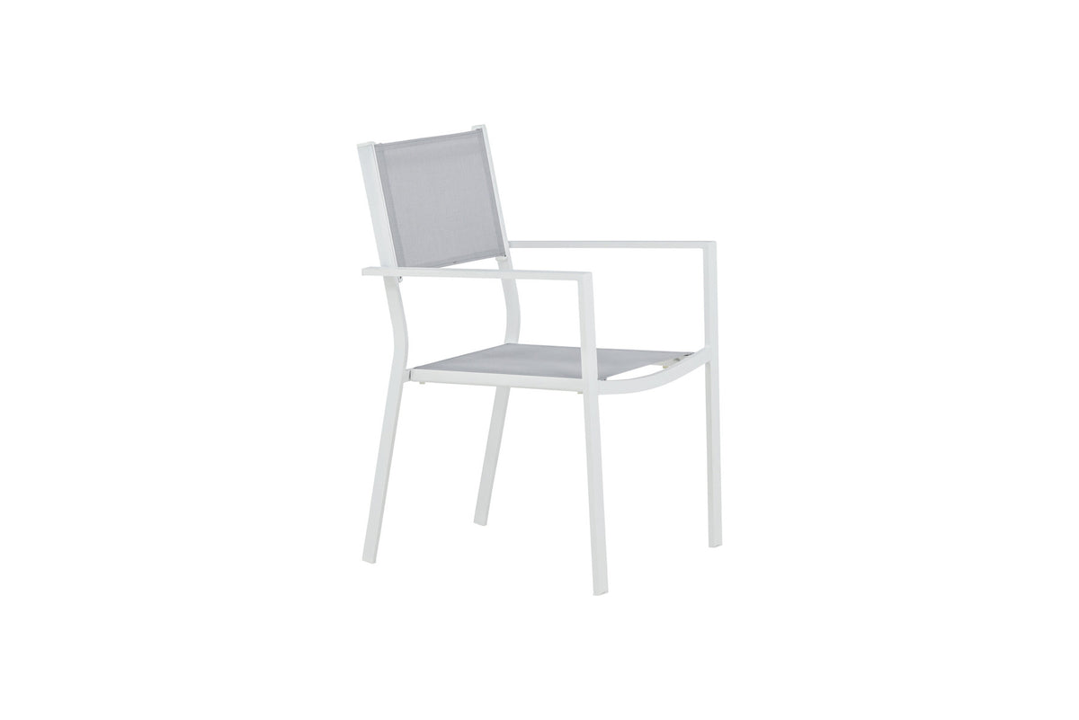 Copacabana Stapelstuhl in Weiss präsentiert im Onlineshop von KAQTU Design AG. Gartenstuhl mit Armlehnen ist von Venture Home
