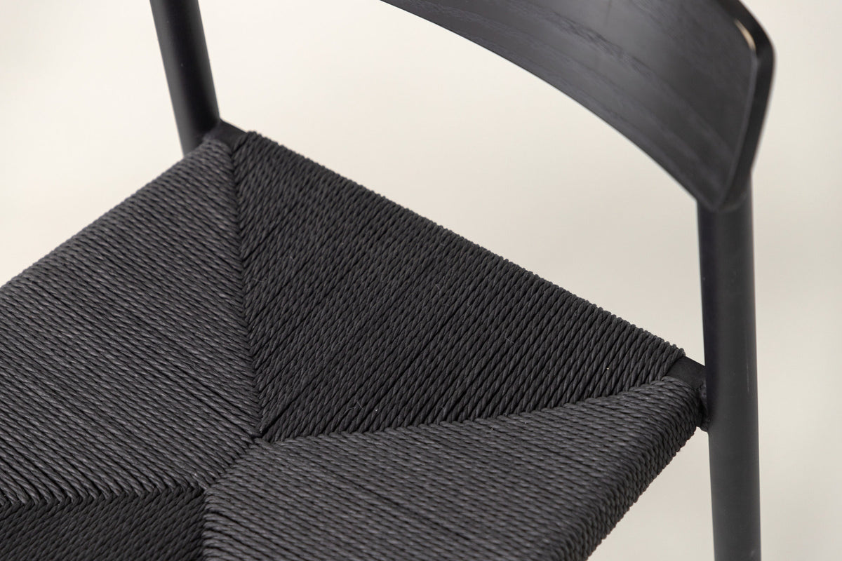 Malmö Stuhl in Schwarz präsentiert im Onlineshop von KAQTU Design AG. Stuhl ist von Vind