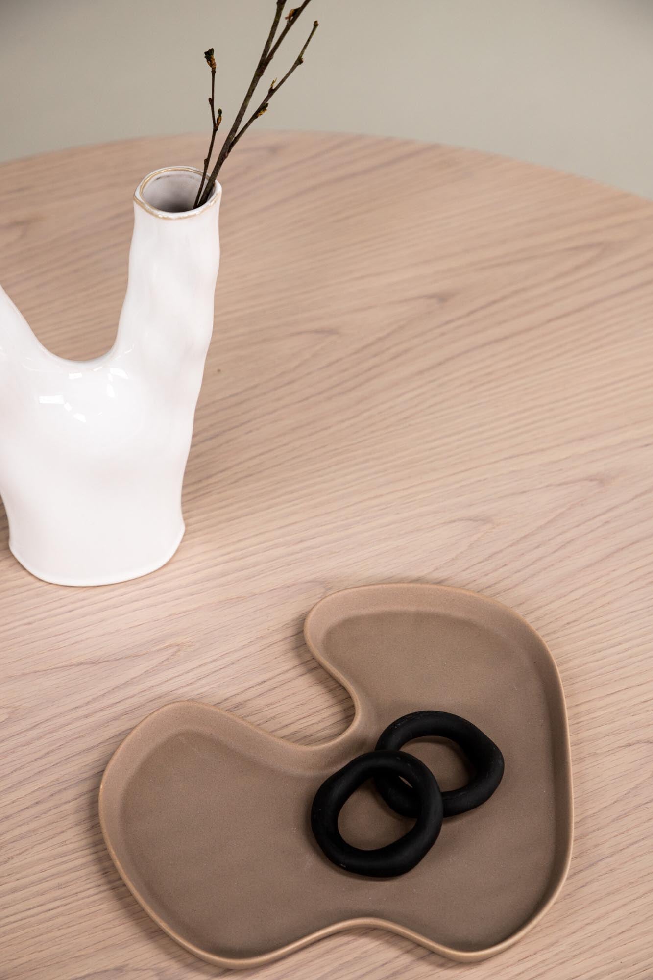 Saltö Beistelltisch von Vind: Stilvolle Vielseitigkeit für Ihr Zuhause.