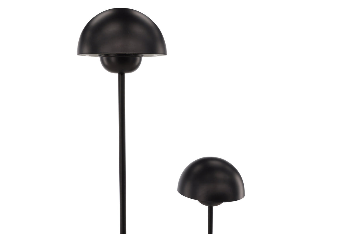 Lyckorna Stehleuchte in Schwarz präsentiert im Onlineshop von KAQTU Design AG. Stehleuchte ist von Vind