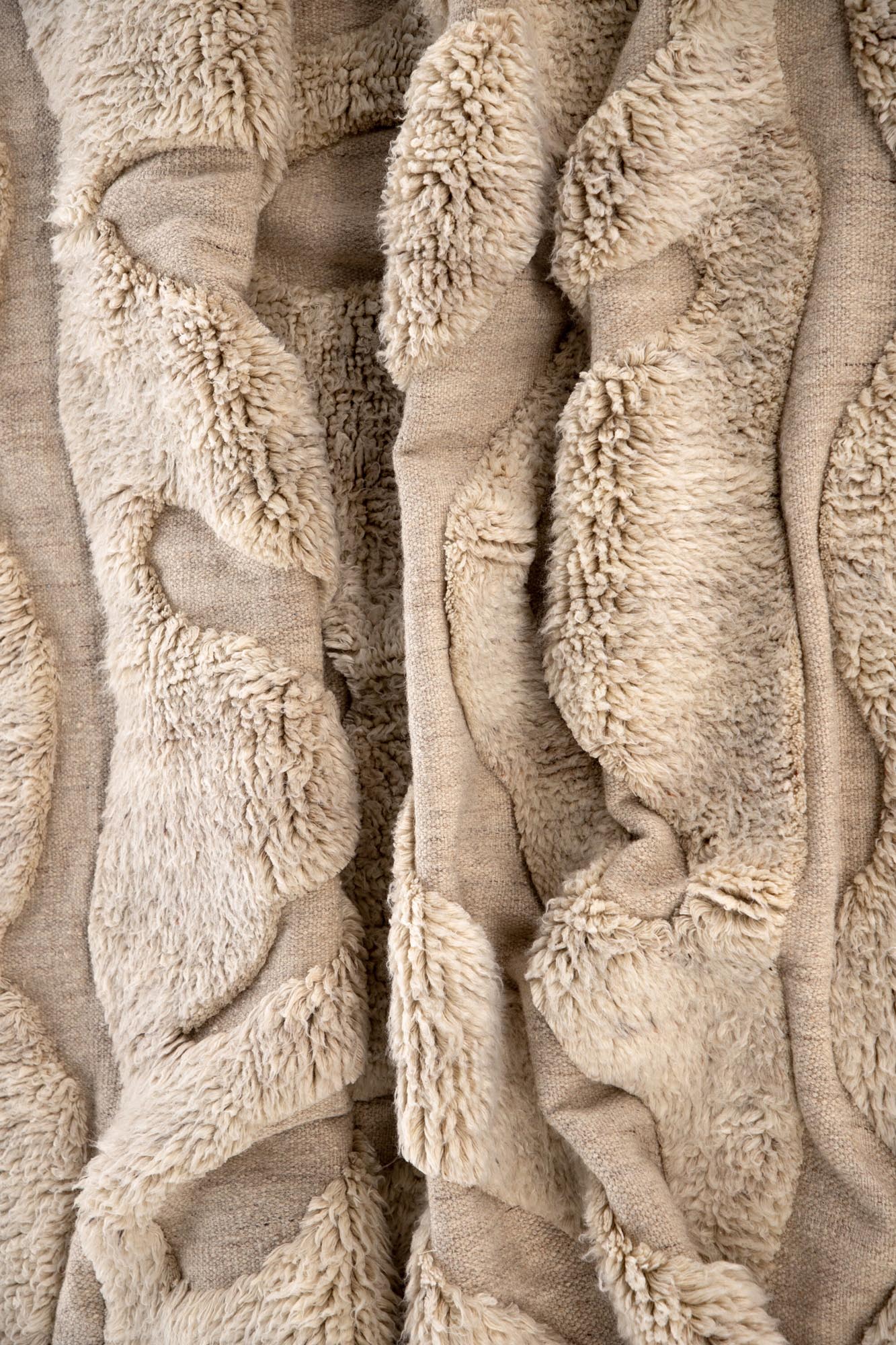 Eleganter Trondheim x Josefin Lustig Teppich: Skandinavische Raffinesse.