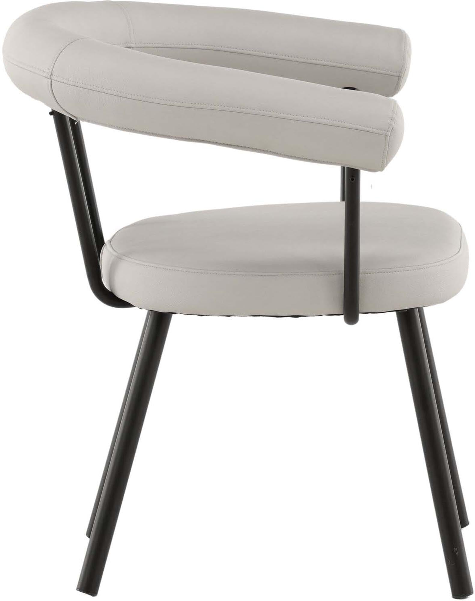 Västerås x Josefin Lustig: Stilvoller Stuhl für modernes Wohnen.