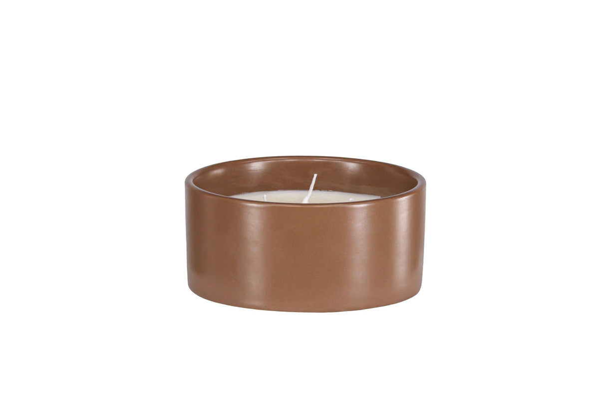 Runde Duftkerze aus braunem Keramikgefäss, Durchmesser 13 cm, Höhe 6 cm, von Venture Home aus der Serie Douglas.