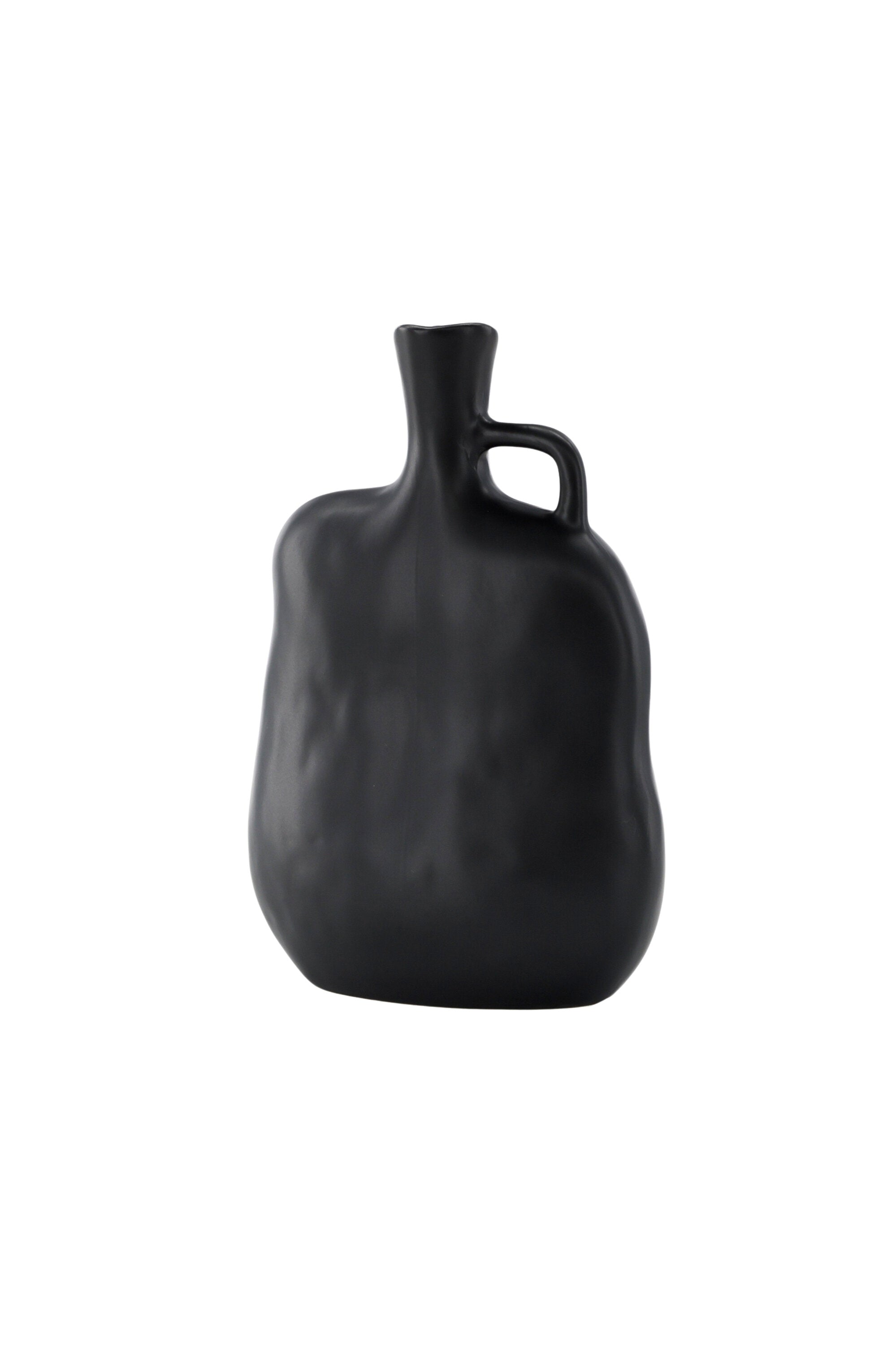 Conta Vase in Schwarz präsentiert im Onlineshop von KAQTU Design AG. Vase ist von Venture Home