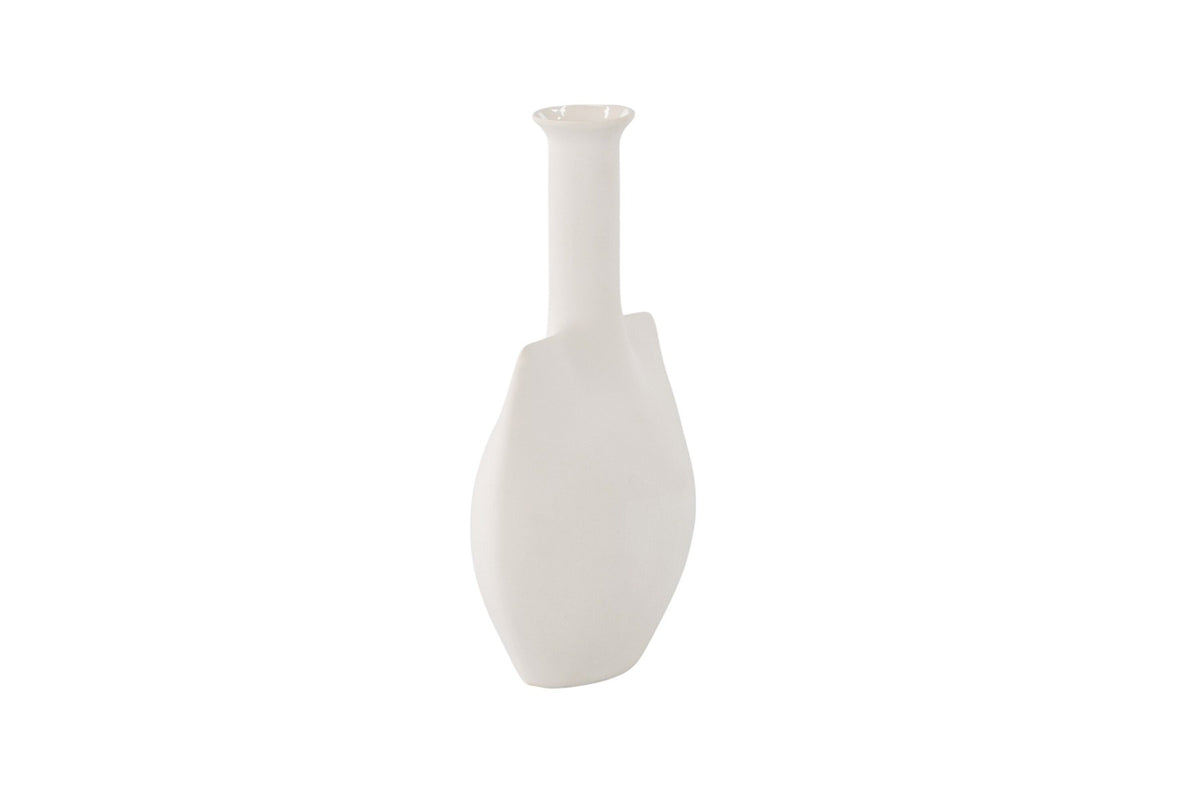Cremefarbene Steinzeug-Vase mit schlankem, langem Hals und bauchiger Basis, Modell Madi von Venture Home, Off-White-Ton.