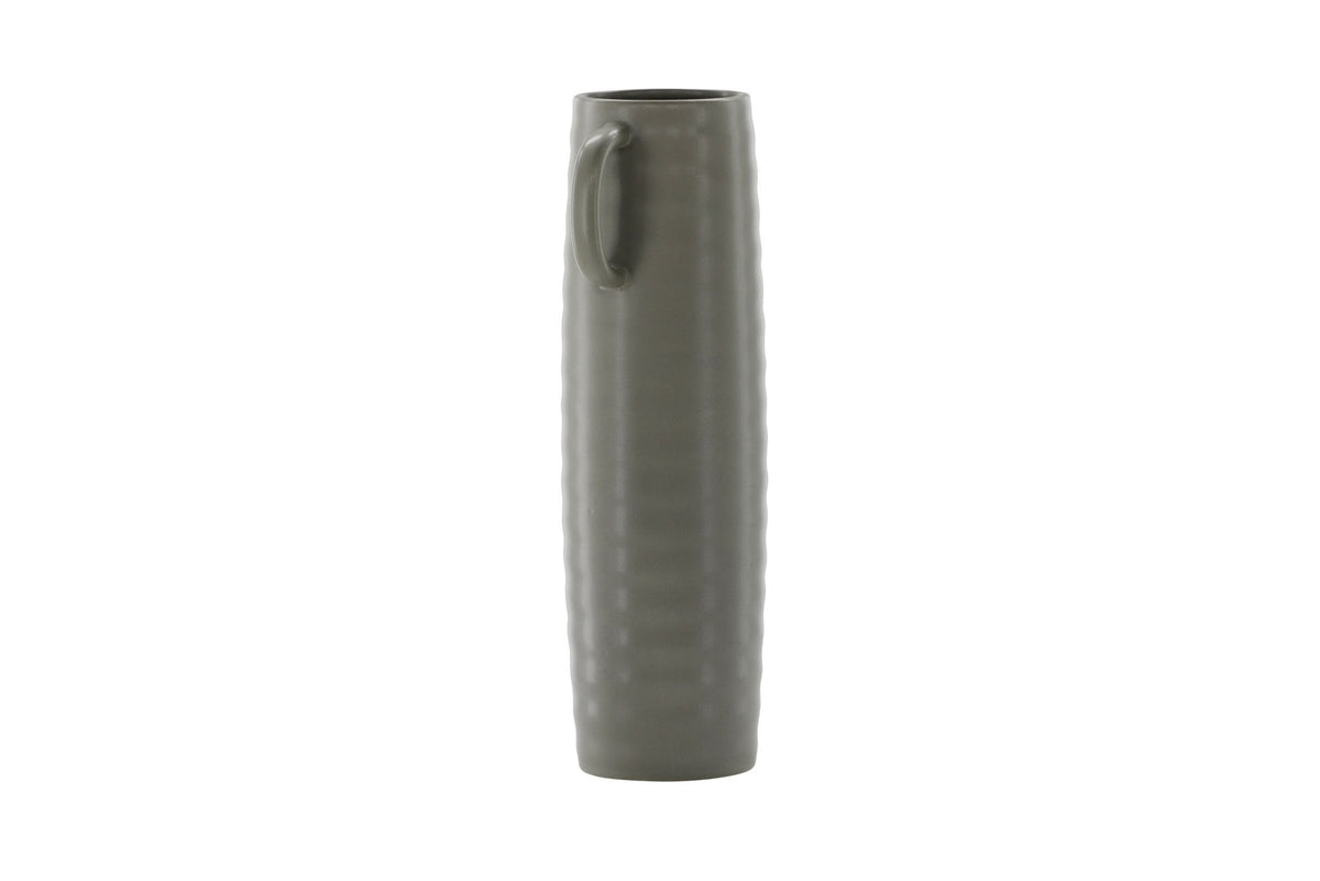 Beige Cent Vase von Venture Home aus Steinzeug mit wellenförmiger Struktur und zwei asymmetrisch angebrachten Griffen an den Seiten.