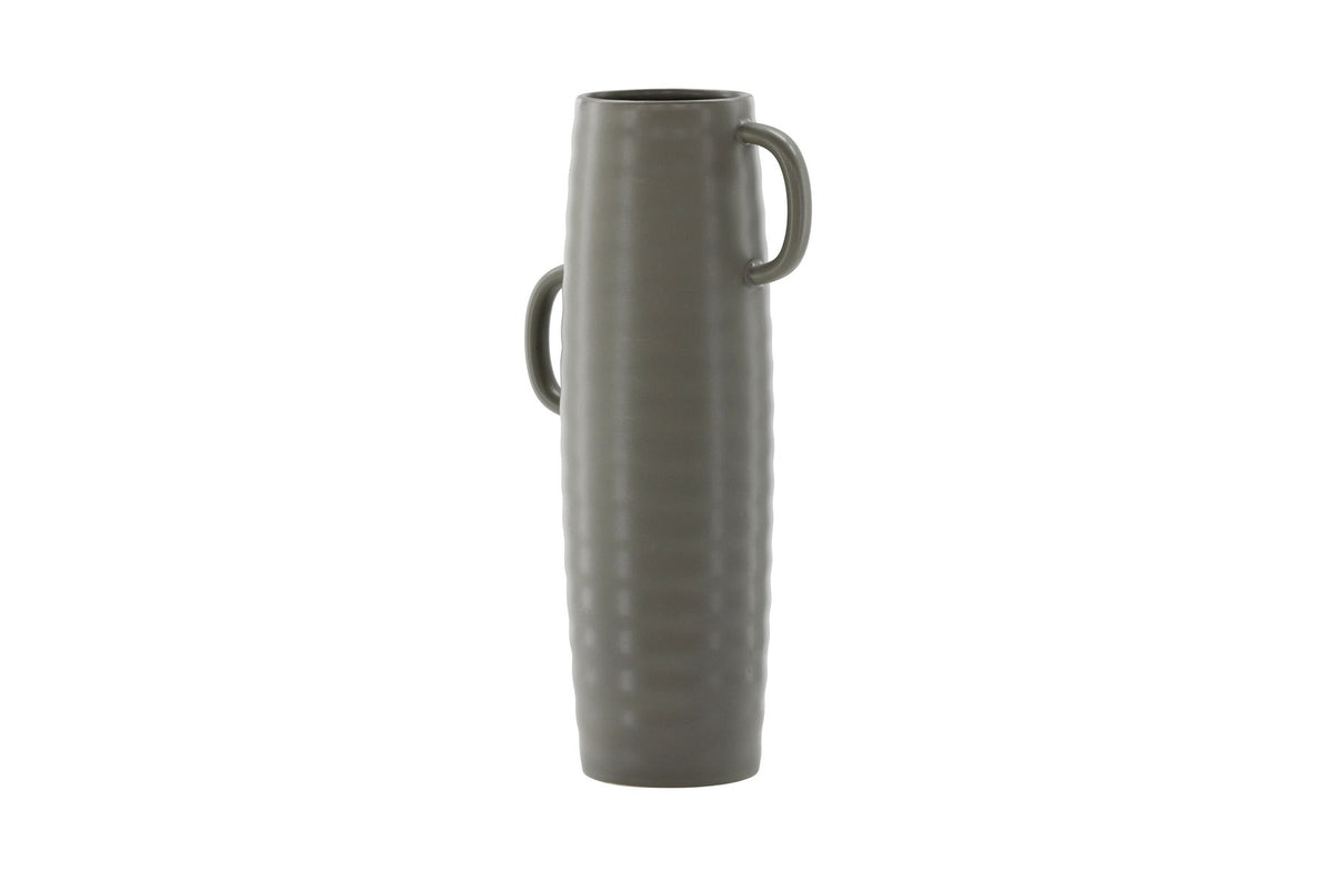 Beige Cent Vase von Venture Home aus Steinzeug mit wellenförmiger Struktur und zwei asymmetrisch angebrachten Griffen an den Seiten.