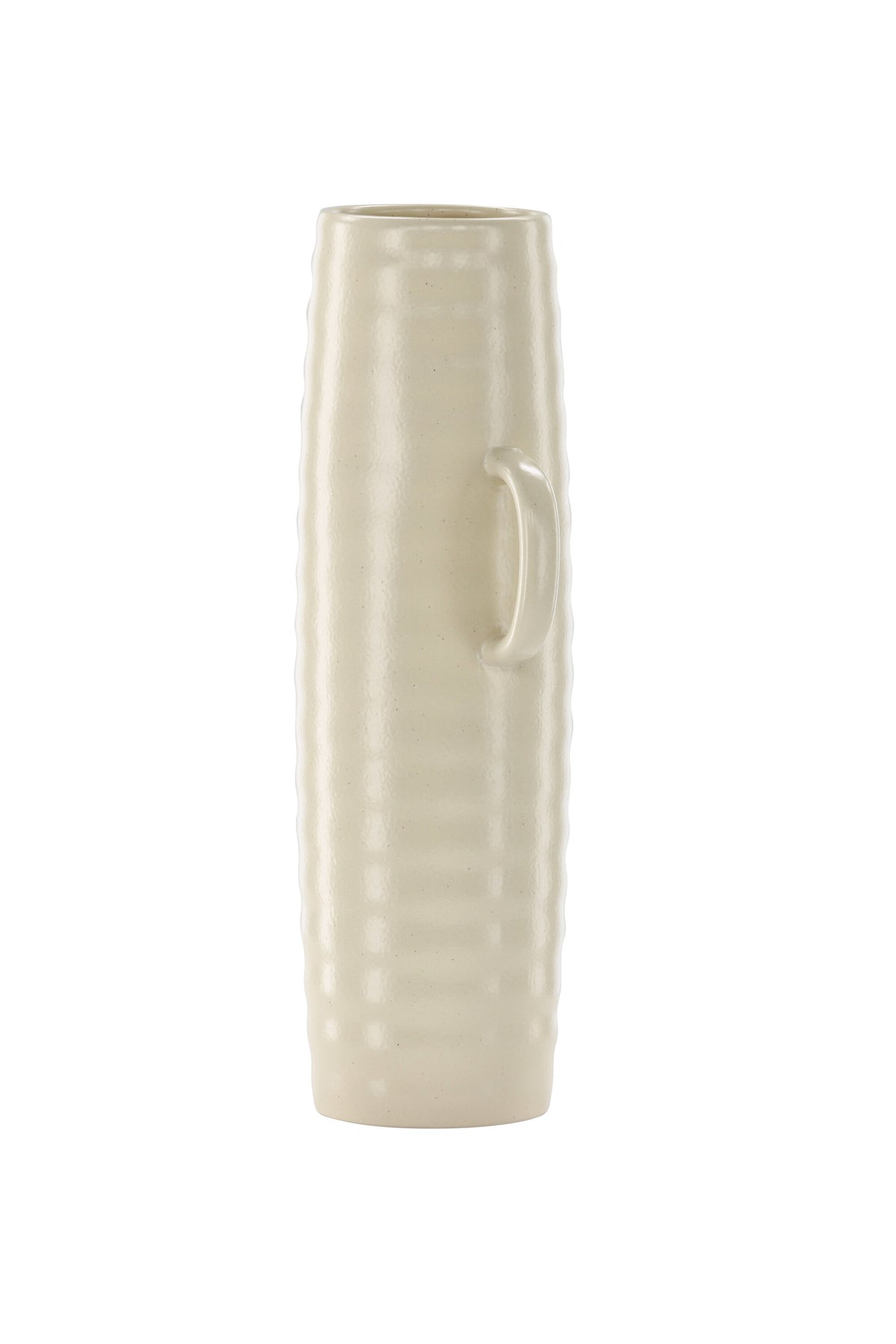 Beige Cent Vase von Venture Home aus Steinzeug mit wellenförmiger Struktur und zwei asymmetrisch angebrachten Griffen an den Seiten.