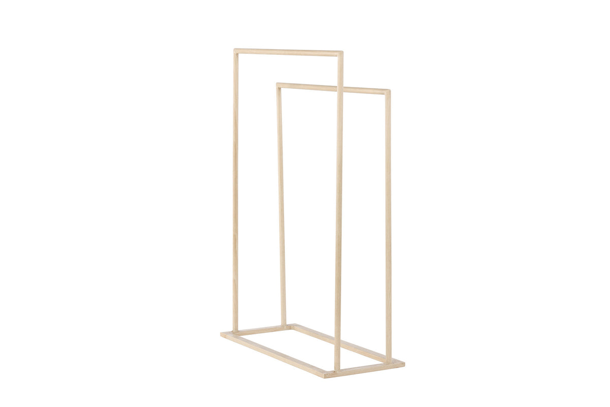 Alva Hänger in Tünchen präsentiert im Onlineshop von KAQTU Design AG. ist von Venture Home