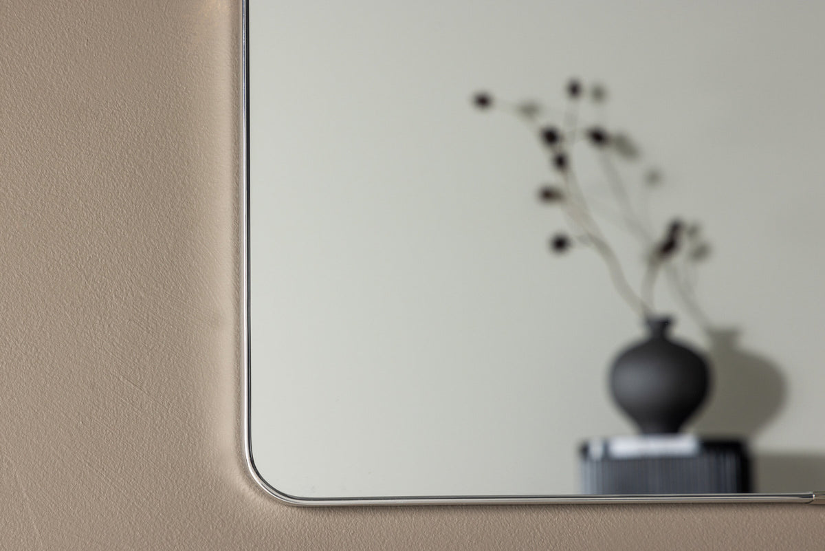 Sarasota Spiegel in Silber präsentiert im Onlineshop von KAQTU Design AG. Spiegel ist von Venture Home