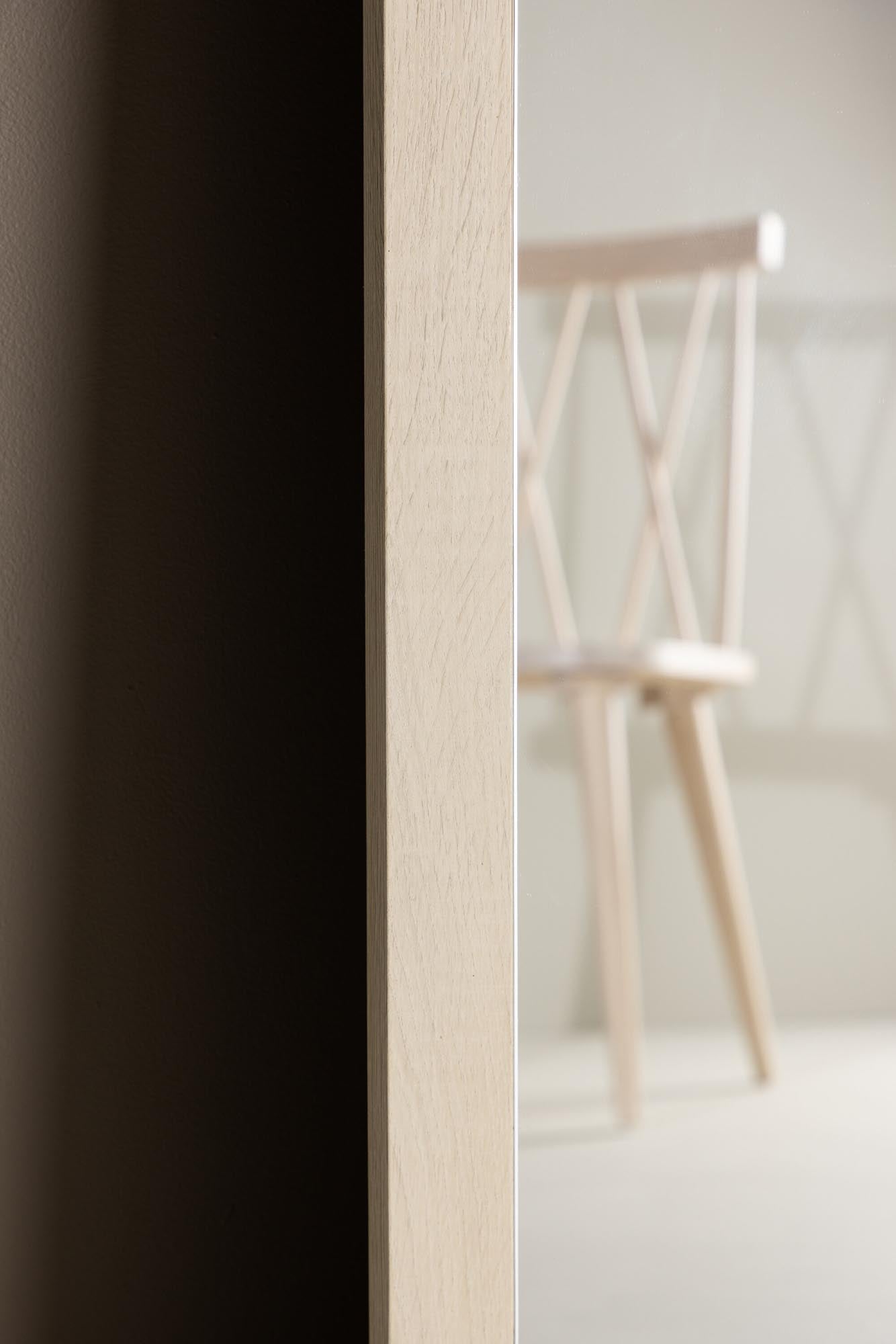 Eleganter Memphis Spiegel: Perfekte Ergänzung für Ihr Interieur.