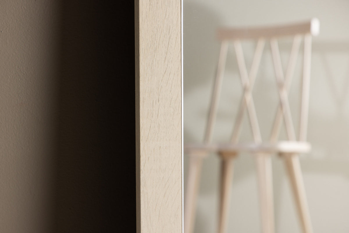Memphis Spiegel in Tünchen präsentiert im Onlineshop von KAQTU Design AG. Spiegel ist von Venture Home