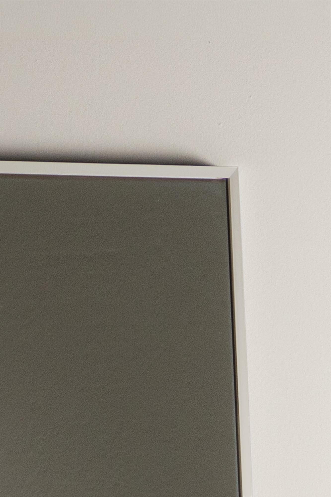 Runder Spiegel Orlando Small von Venture Home, modernes und elegantes Design, perfekt für jeden Wohnraum.