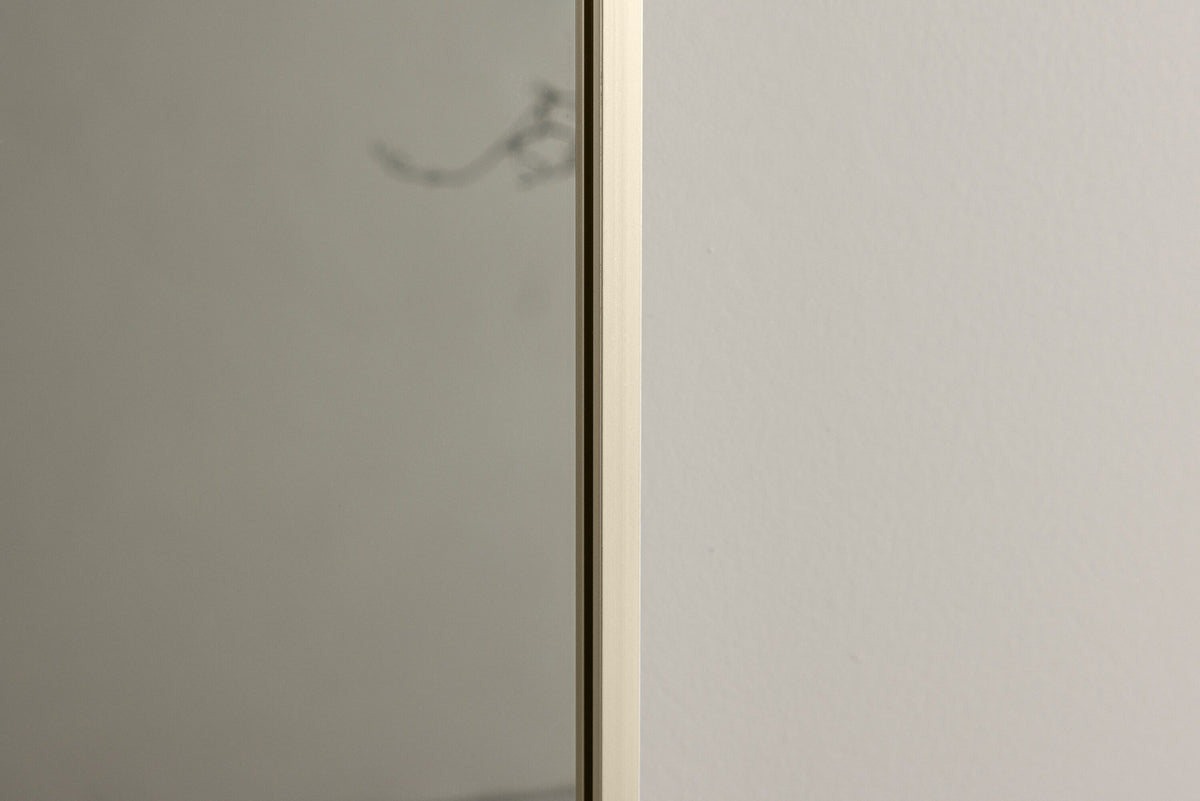 Spiegel Orlando Large in Beige präsentiert im Onlineshop von KAQTU Design AG. Spiegel ist von Venture Home