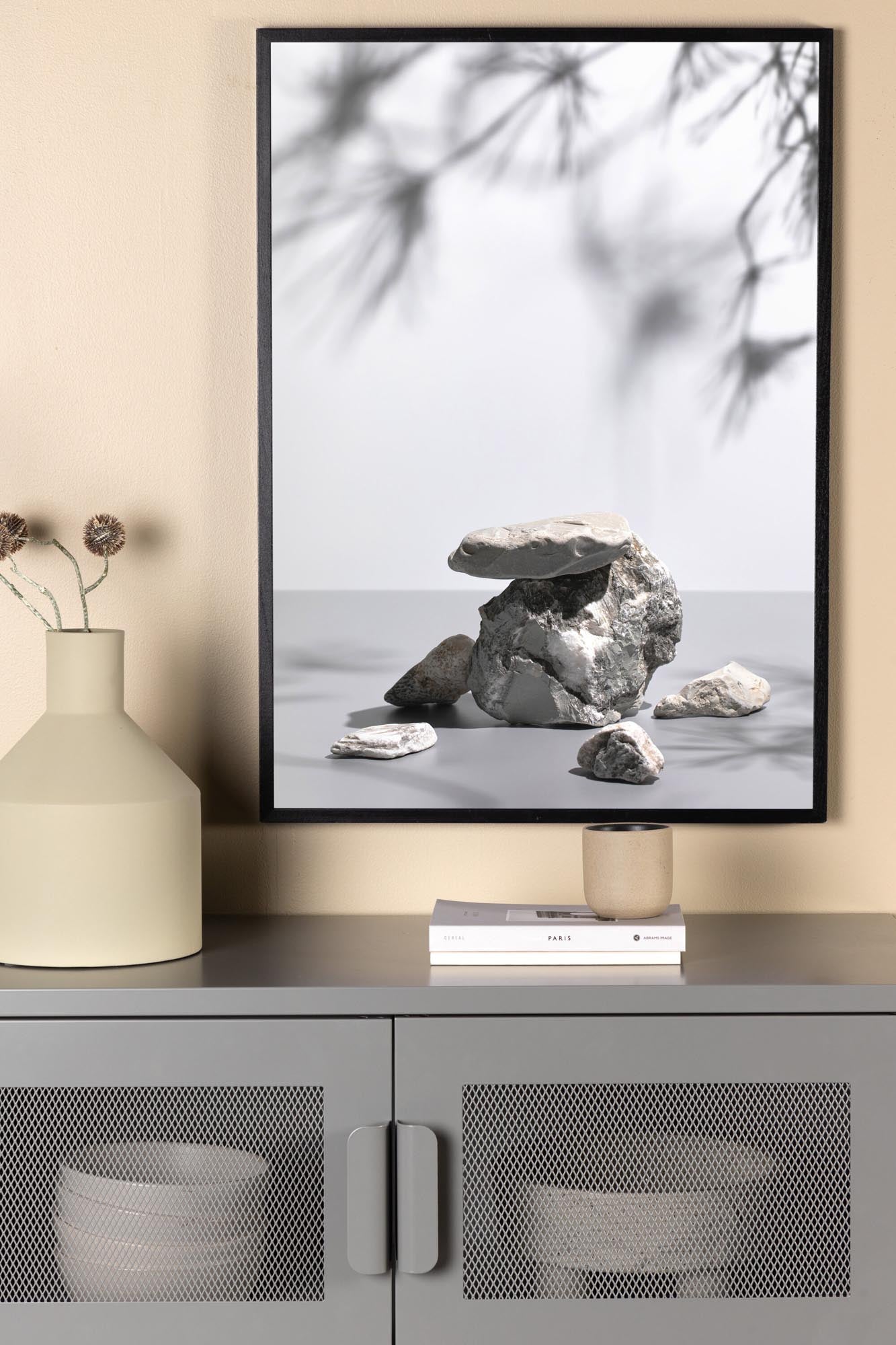 Entdecken Sie das Sandstein Poster von Venture Home: Hochwertige Farben, einladende Stimmung und vielseitige Dekoration für jeden Raum.