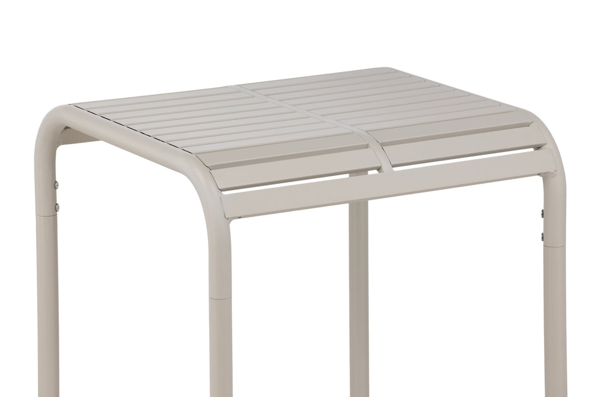 Borneo Beistelltisch in Beige präsentiert im Onlineshop von KAQTU Design AG. Beistelltisch Outdoor ist von Venture Home