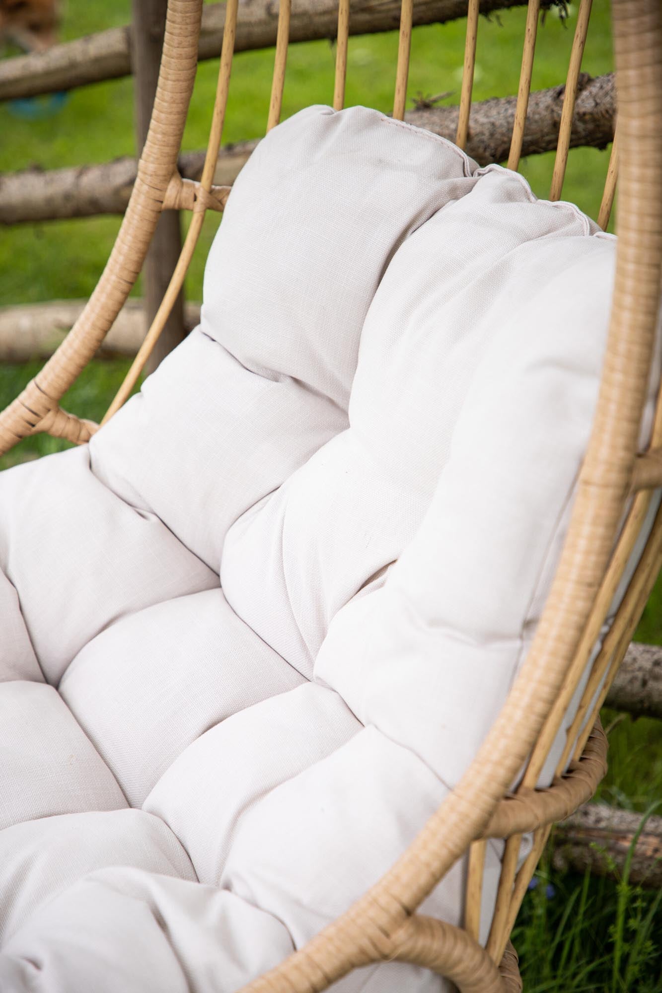 Erleben Sie mit dem Pulau Hängesessel von Venture Home ultimativen Komfort im Freien. Ideal für Garten, Terrasse oder Pool – Ihr Rückzugsort für entspannte Momente.