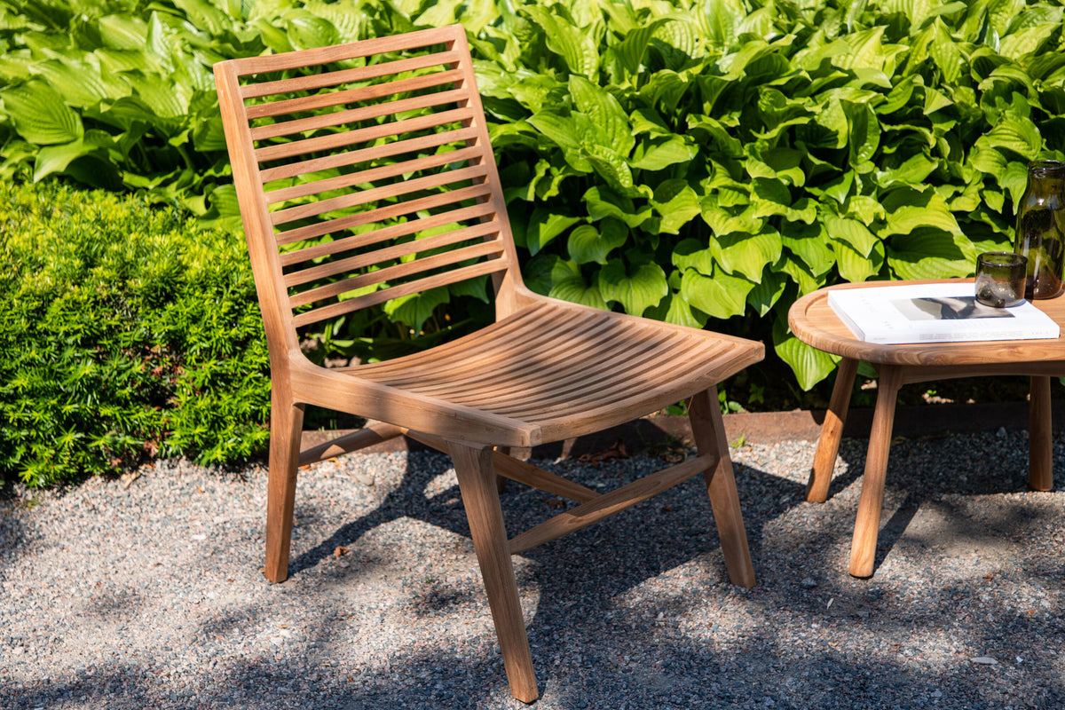Ribbon Lounger in Natur präsentiert im Onlineshop von KAQTU Design AG. Outdoor-Sessel ist von Venture Home