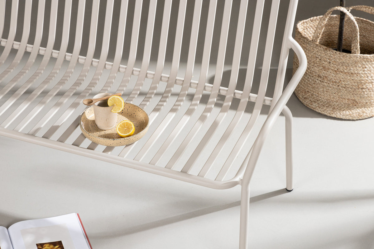 Peking Bank Sofa in Beige präsentiert im Onlineshop von KAQTU Design AG. Sitzbank ist von Venture Home