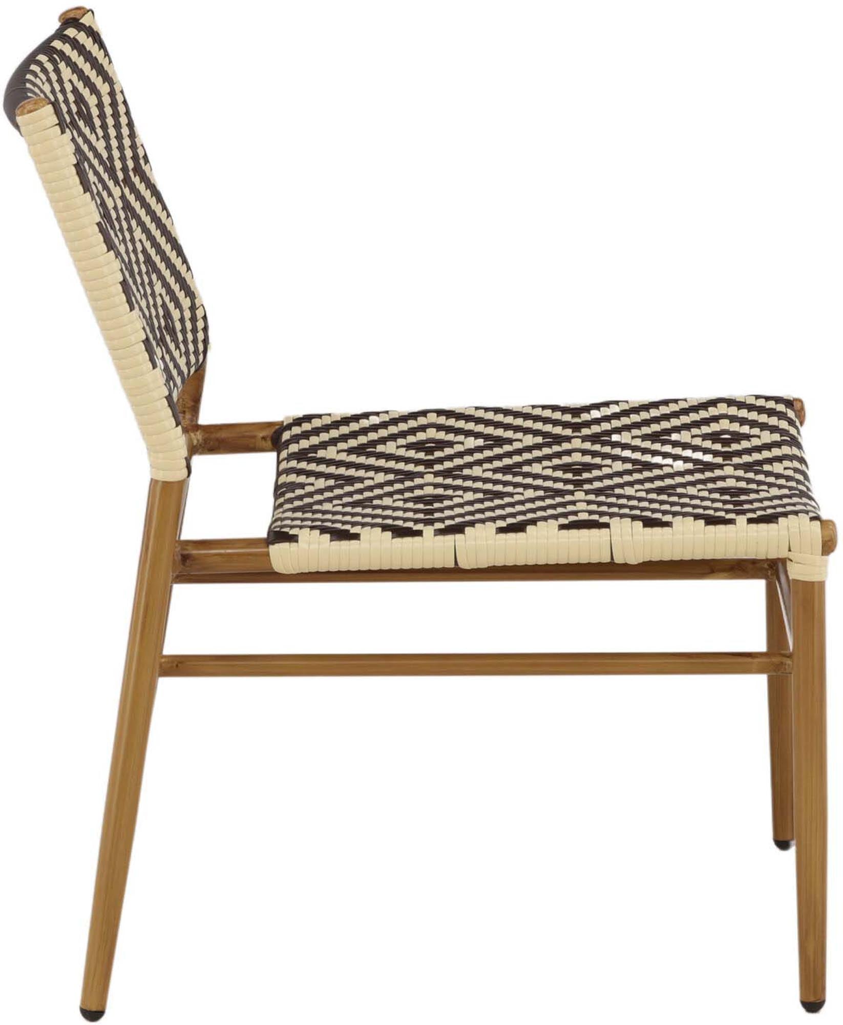 Entdecken Sie den Calapan Stuhl von Venture Home – eleganter Outdoor-Sessel aus pflegeleichtem Kunstrattan, ideal für entspannte Stunden im Freien.