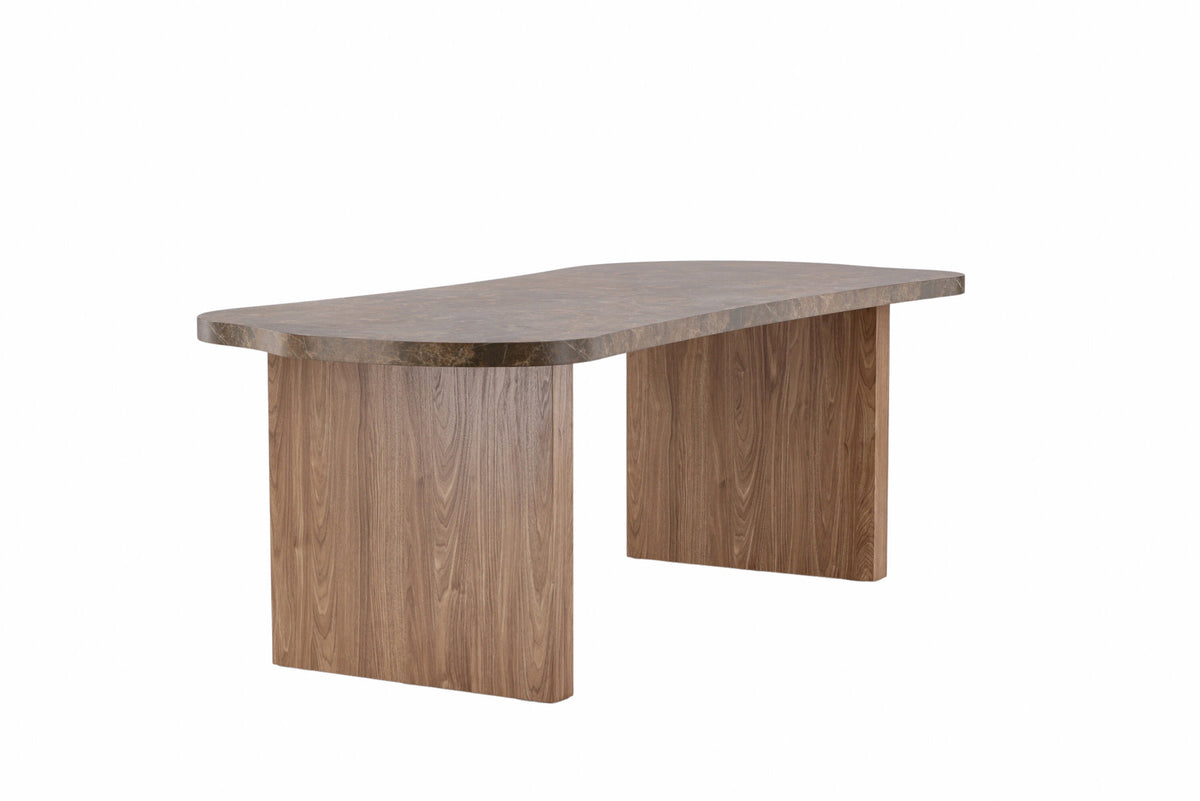 Eleonora Esstisch in Braun präsentiert im Onlineshop von KAQTU Design AG. Esstisch ist von Vind