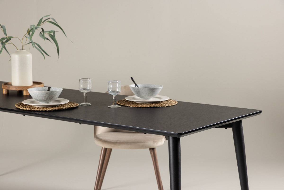 Ellis Esstisch in Schwarz präsentiert im Onlineshop von KAQTU Design AG. Esstisch ist von Venture Home