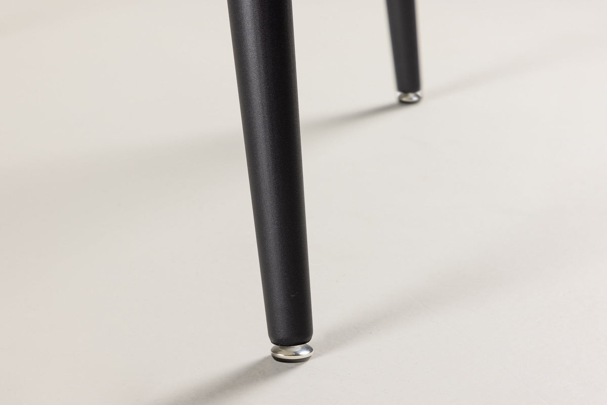 Ellis Esstisch in Schwarz präsentiert im Onlineshop von KAQTU Design AG. Esstisch ist von Venture Home