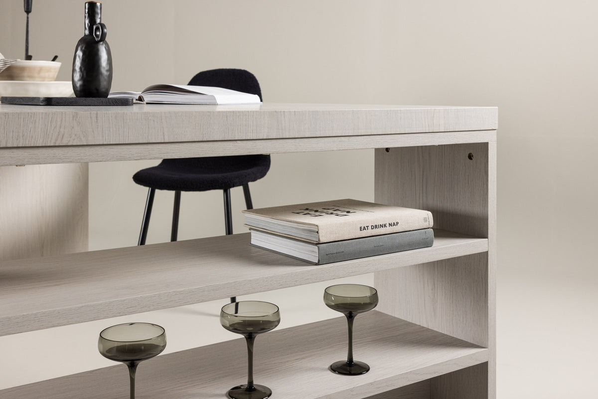 Mika Esstisch in Tünchen präsentiert im Onlineshop von KAQTU Design AG. Esstisch ist von Venture Home