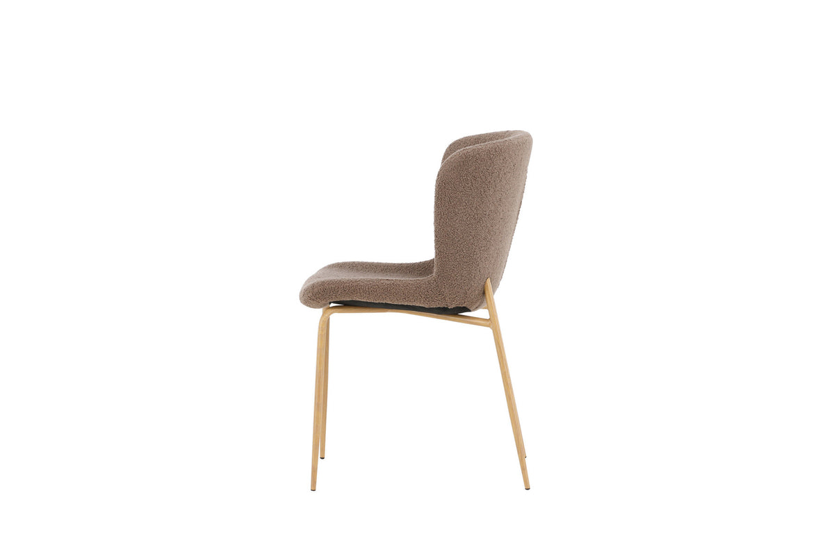 Modesto Esszimmerstuhl in Braun präsentiert im Onlineshop von KAQTU Design AG. Schalenstuhl ist von Venture Home