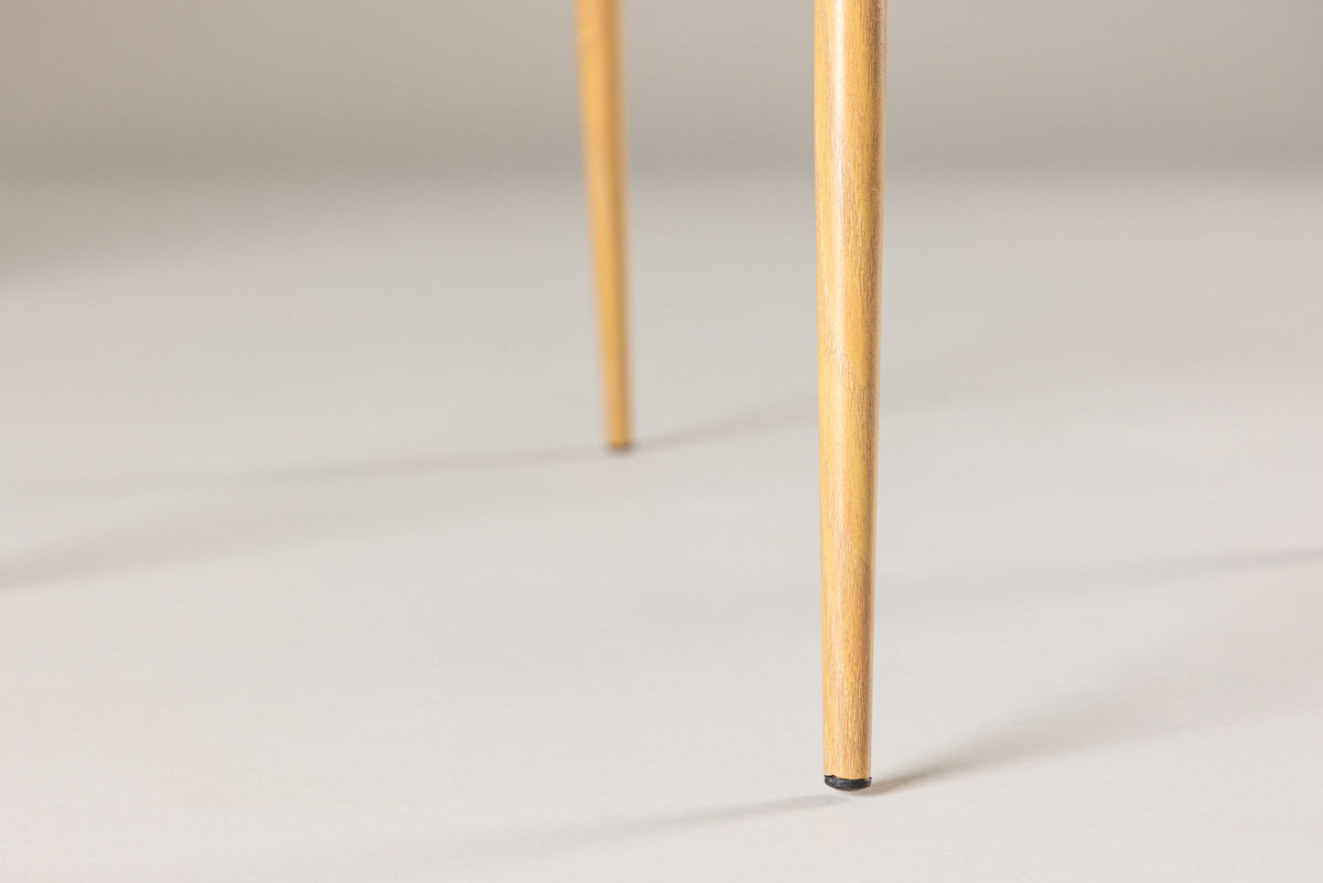 Modesto Esszimmerstuhl in Braun präsentiert im Onlineshop von KAQTU Design AG. Schalenstuhl ist von Venture Home