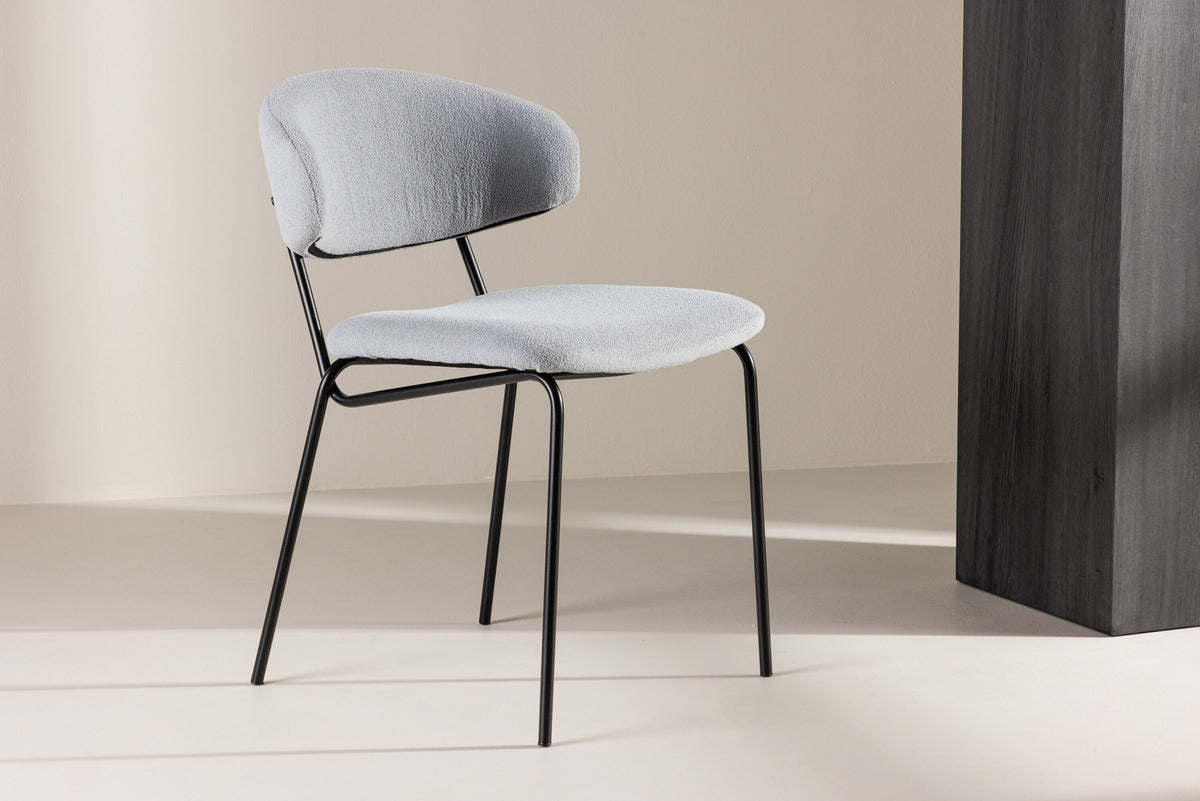 Chico Esszimmerstuhl in Blau präsentiert im Onlineshop von KAQTU Design AG. Schalenstuhl ist von Venture Home