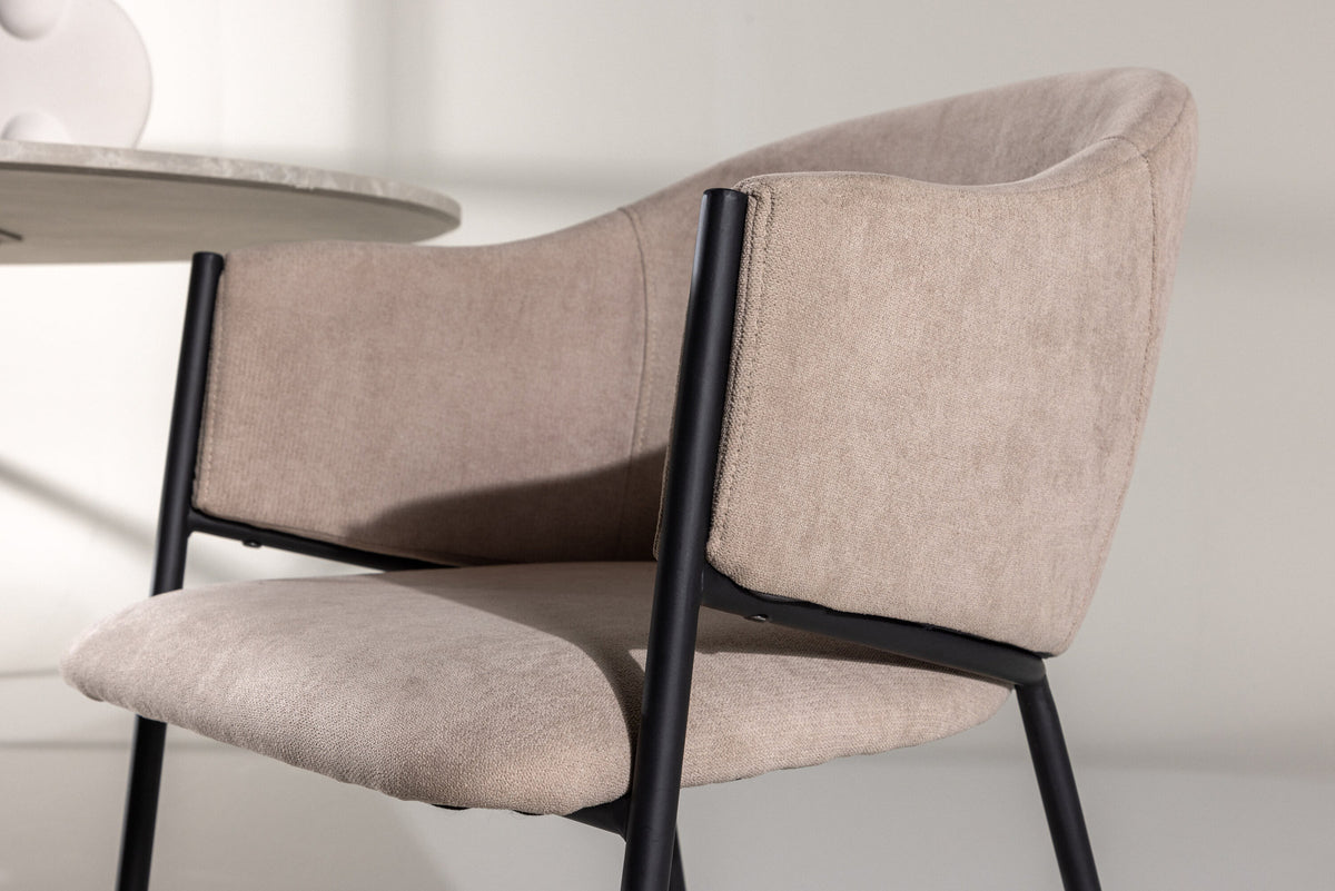 Evelina Esszimmerstuhl in Beige präsentiert im Onlineshop von KAQTU Design AG. Schalenstuhl ist von Venture Home