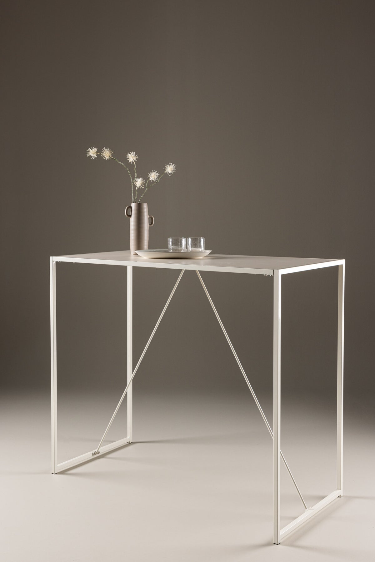 Brea Esstisch in Beige präsentiert im Onlineshop von KAQTU Design AG. Hochtisch ist von Venture Home