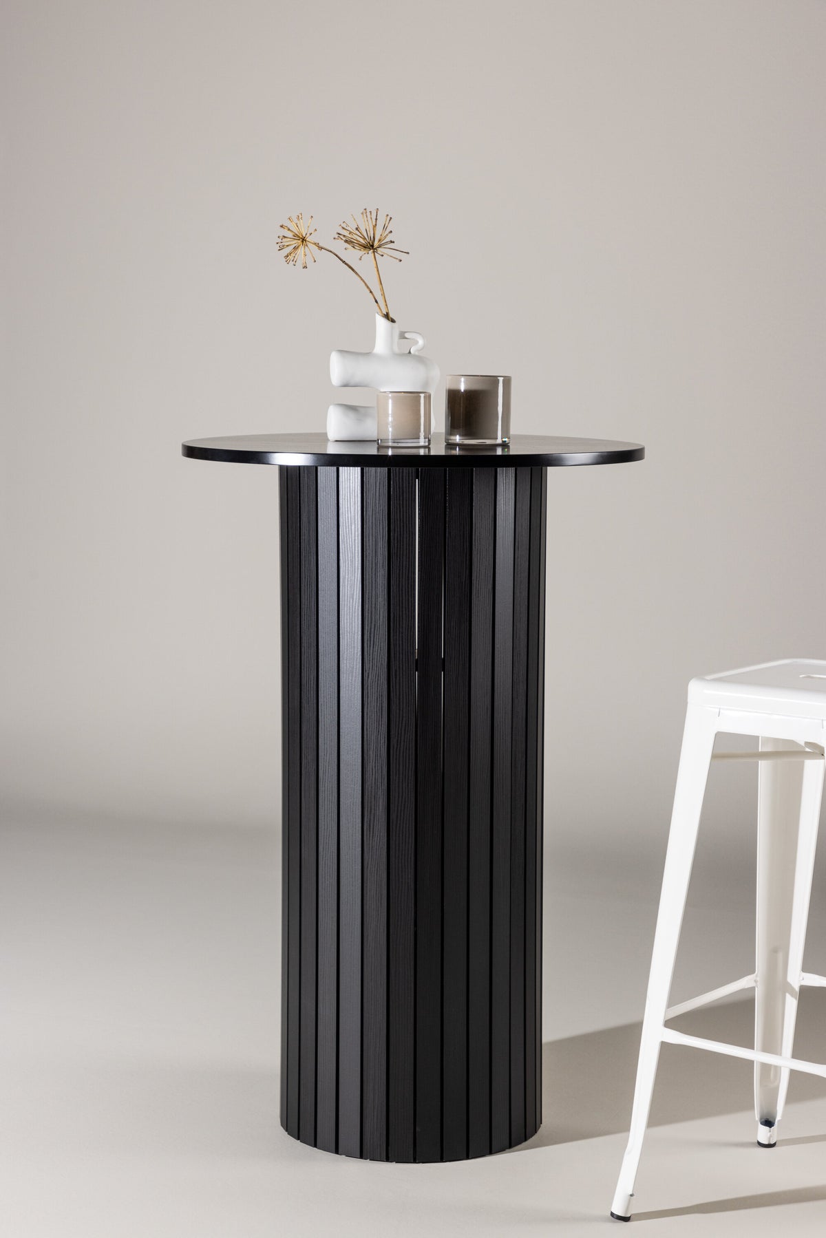 Härön Bartisch in Schwarz präsentiert im Onlineshop von KAQTU Design AG. Hochtisch ist von Venture Home