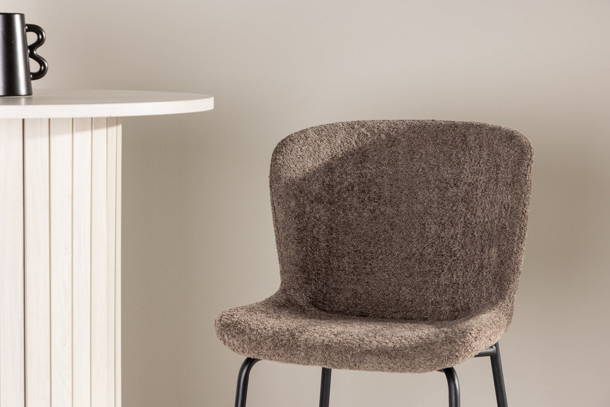 Modesto Barstuhl in Braun präsentiert im Onlineshop von KAQTU Design AG. Barstuhl ist von Venture Home