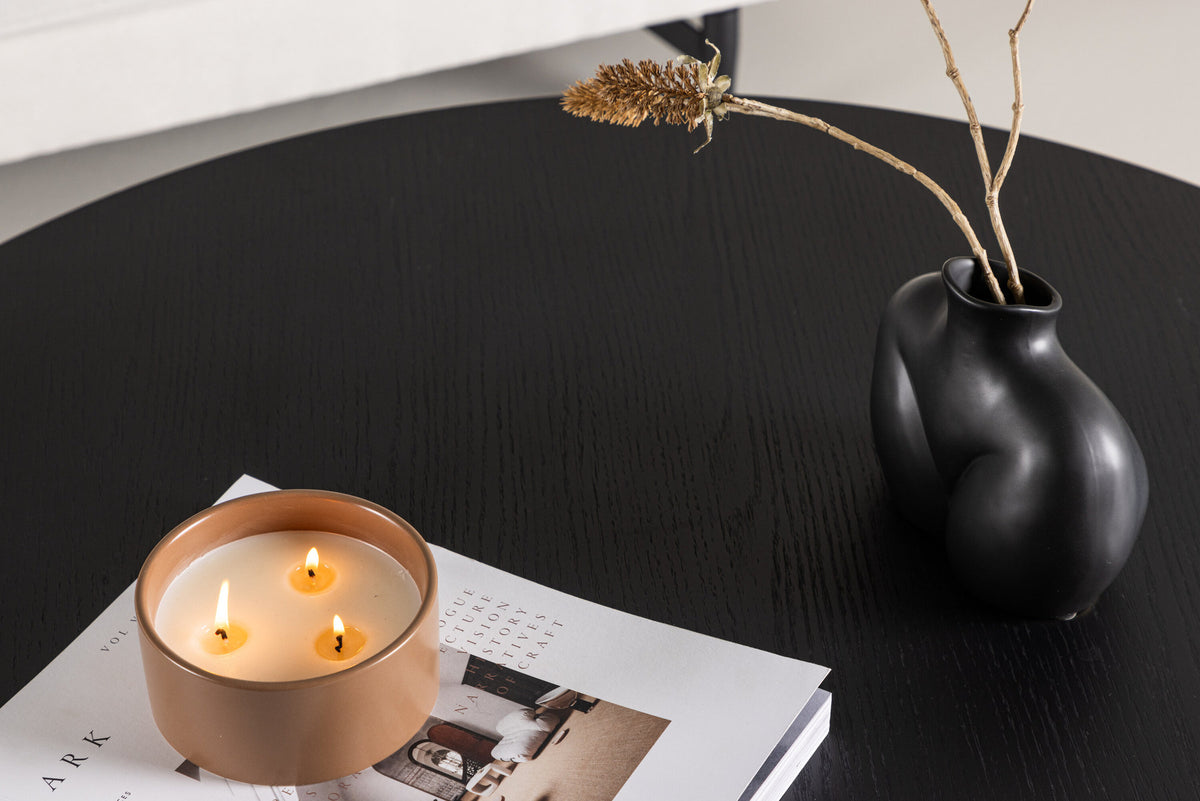 Bootcut Sofatisch in Schwarz präsentiert im Onlineshop von KAQTU Design AG. Beistelltisch ist von Venture Home