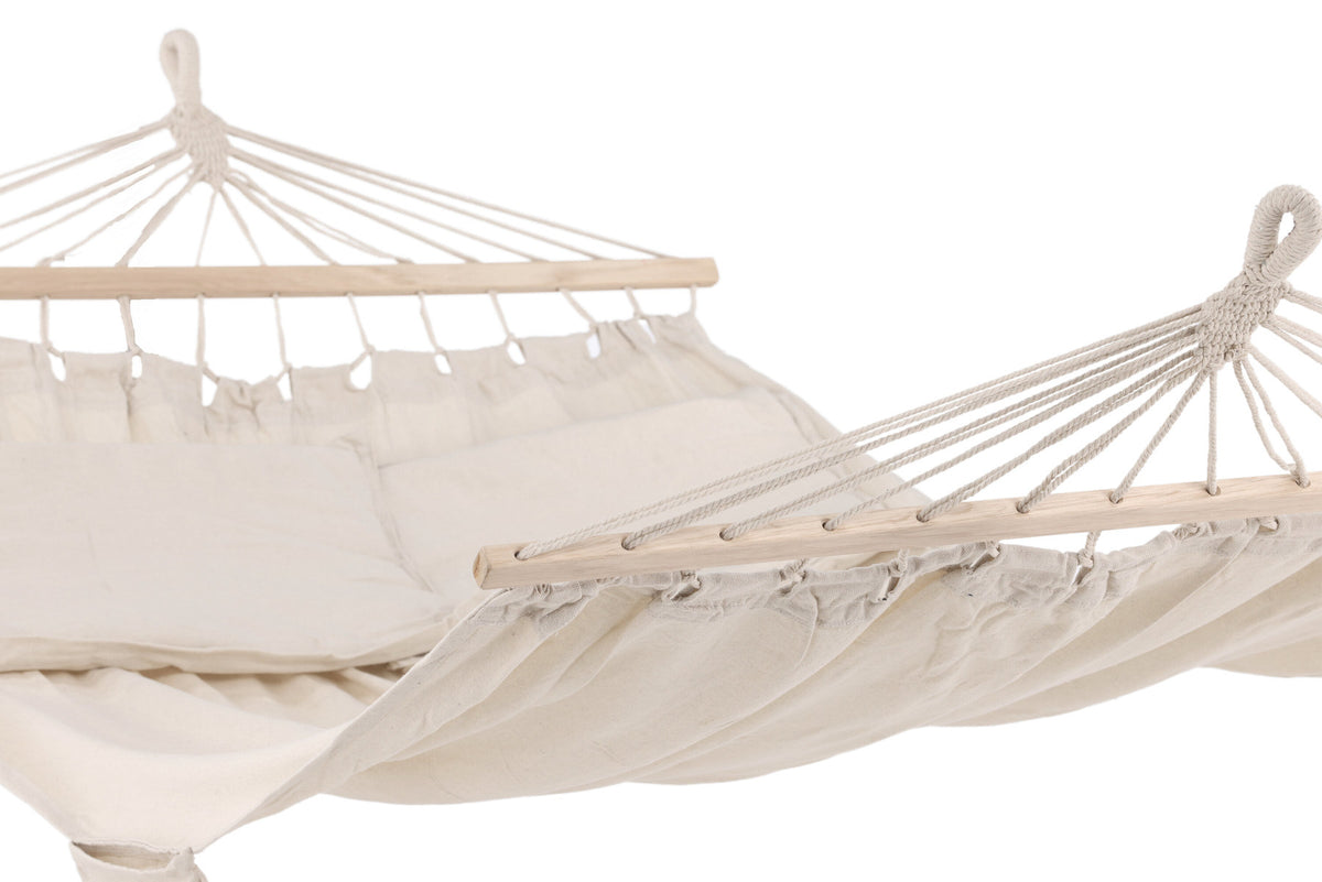 Anini Hängematte in Weiss präsentiert im Onlineshop von KAQTU Design AG. Hängematte ist von Venture Home